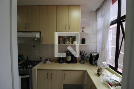 Apartamento à venda com 75m², 2 quartos e 1 vagaCozinha