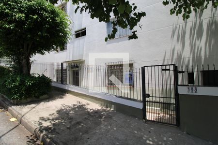 Apartamento à venda com 48m², 1 quarto e 1 vagaFachada