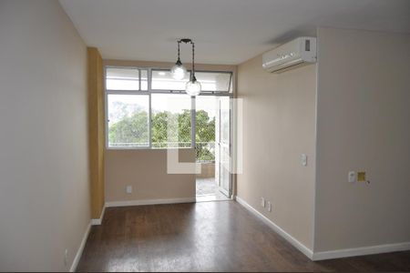 Sala de apartamento para alugar com 2 quartos, 75m² em Rocha, Rio de Janeiro