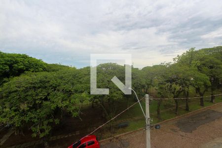 Casa à venda com 390m², 4 quartos e 5 vagas Casa à venda com 390m², 4 quartos e 5 vagasVista