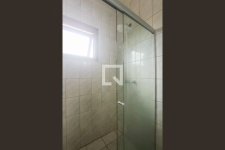 Casa à venda com 390m², 4 quartos e 5 vagas Casa à venda com 390m², 4 quartos e 5 vagasBanheiro suite