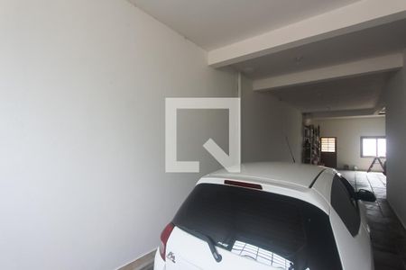 Casa à venda com 390m², 4 quartos e 5 vagas Casa à venda com 390m², 4 quartos e 5 vagasGaragem