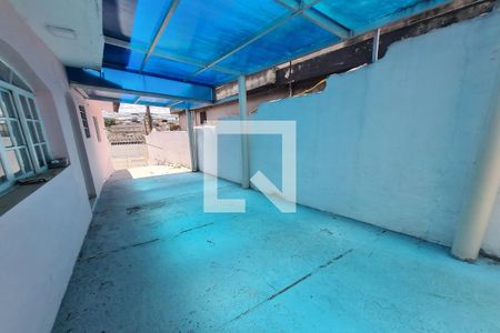 Casa à venda com 150m², 4 quartos e 3 vagas Casa à venda com 150m², 4 quartos e 3 vagasÁrea de Serviço - CASA 1