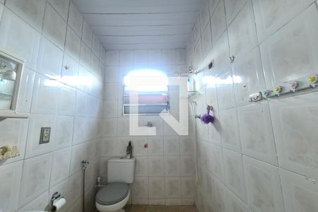 Casa à venda com 150m², 4 quartos e 3 vagas Casa à venda com 150m², 4 quartos e 3 vagasBanheiro - CASA 2