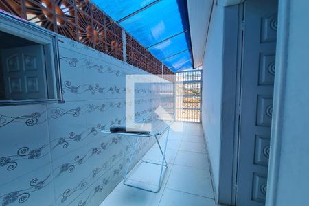 Casa à venda com 150m², 4 quartos e 3 vagas Casa à venda com 150m², 4 quartos e 3 vagasÁrea de Serviço - CASA 1