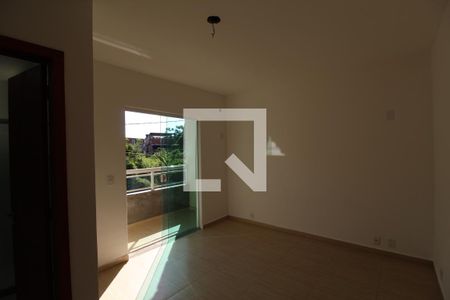 Casa à venda com 130m², 3 quartos e 2 vagasSuíte