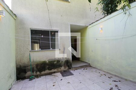 Casa à venda com 130m², 3 quartos e 2 vagasQuintal