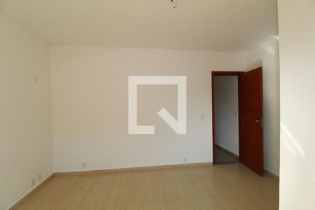 Casa à venda com 130m², 3 quartos e 2 vagasSuíte