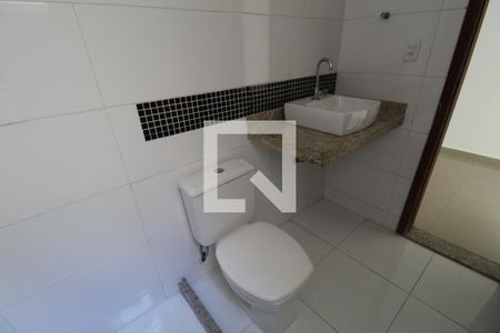 Casa à venda com 130m², 3 quartos e 2 vagasBanheiro do corredor