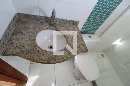 Casa à venda com 130m², 3 quartos e 2 vagasBanheiro da suíte