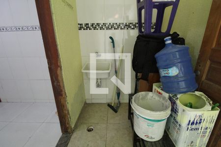 Casa à venda com 130m², 3 quartos e 2 vagasÁrea de serviço