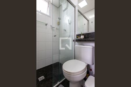 Apartamento à venda com 84m², 3 quartos e 4 vagasBanheiro da Suíte