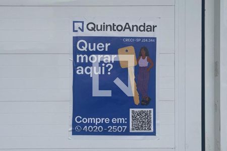 Casa à venda com 300m², 5 quartos e 10 vagas Casa à venda com 300m², 5 quartos e 10 vagasFachada