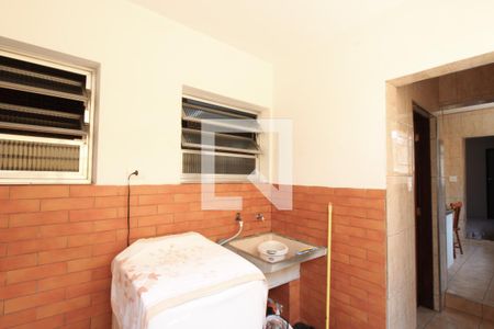 Casa para alugar com 298m², 5 quartos e 5 vagas Casa para alugar com 298m², 5 quartos e 5 vagasÁrea de Serviço