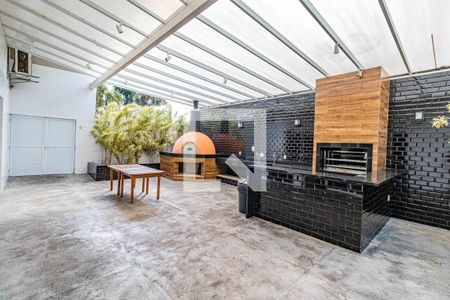 Apartamento à venda com 73m², 3 quartos e 2 vagas Apartamento à venda com 73m², 3 quartos e 2 vagasÁrea comum - Churrasqueira