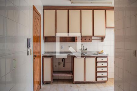 Apartamento à venda com 123m², 4 quartos e 1 vaga Apartamento à venda com 123m², 4 quartos e 1 vagaCozinha