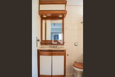 Apartamento à venda com 123m², 4 quartos e 1 vaga Apartamento à venda com 123m², 4 quartos e 1 vagaBanheiro Quarto 1