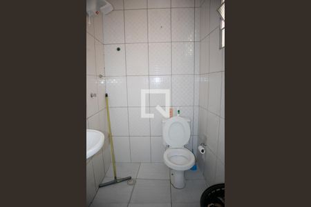 Casa à venda com 330m², 3 quartos e 1 vagaBanheiro 3