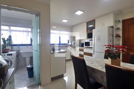 Apartamento à venda com 143m², 3 quartos e 2 vagasCozinha