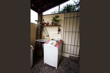 Apartamento à venda com 97m², 3 quartos e 2 vagas Apartamento à venda com 97m², 3 quartos e 2 vagasÁrea de Serviço