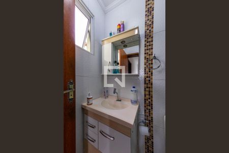 Casa à venda com 87m², 2 quartos e 2 vagas Casa à venda com 87m², 2 quartos e 2 vagasBanheiro