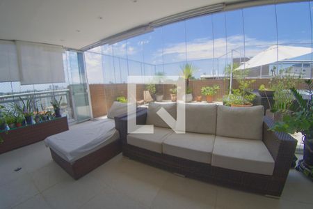 Apartamento à venda com 233m², 3 quartos e 3 vagasTerraço