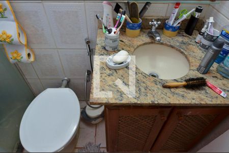 Casa de condomínio à venda com 80m², 2 quartos e 1 vaga Casa de condomínio à venda com 80m², 2 quartos e 1 vagaBanheiro da Suíte