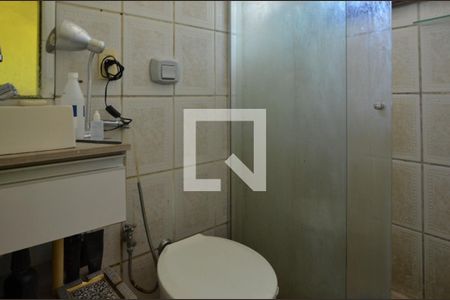 Casa de condomínio à venda com 80m², 2 quartos e 1 vaga Casa de condomínio à venda com 80m², 2 quartos e 1 vagaBanheiro