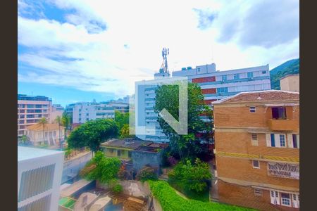 Apartamento à venda com 75m², 3 quartos e 1 vaga Apartamento à venda com 75m², 3 quartos e 1 vagaQuarto 1 vista