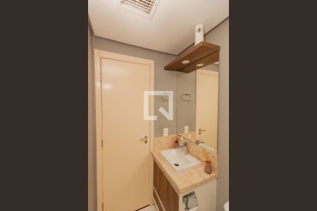 Apartamento à venda com 73m², 2 quartos e 1 vaga Apartamento à venda com 73m², 2 quartos e 1 vagaBanheiro Social