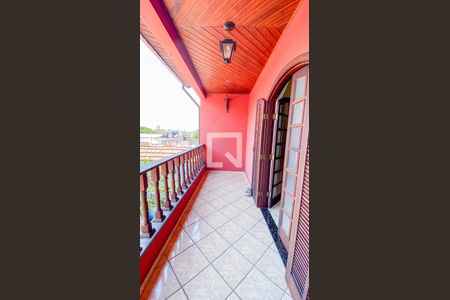 Casa à venda com 280m², 4 quartos e 4 vagasVaranda da Suíte 4