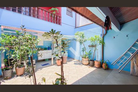 Casa à venda com 280m², 4 quartos e 4 vagasÁrea de Serviço - Churrasqueira - Quintal