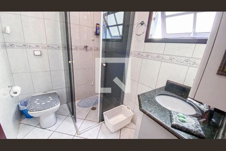 Casa à venda com 280m², 4 quartos e 4 vagasBanheiro da Suíte 3