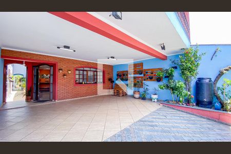 Casa à venda com 280m², 4 quartos e 4 vagasGaragem