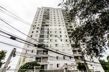 Apartamento à venda com 65m², 3 quartos e 2 vagas Apartamento à venda com 65m², 3 quartos e 2 vagasFachada e portaria