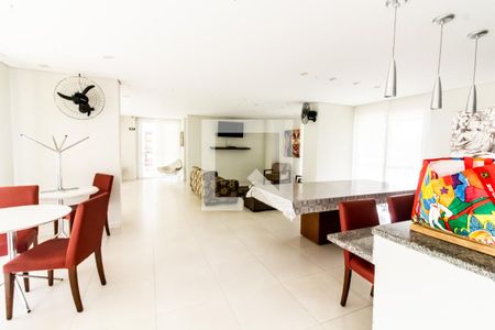 Apartamento à venda com 65m², 3 quartos e 2 vagas Apartamento à venda com 65m², 3 quartos e 2 vagasÁrea comum - Salão de festas