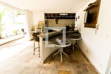 Apartamento à venda com 65m², 3 quartos e 2 vagas Apartamento à venda com 65m², 3 quartos e 2 vagasÁrea comum - Churrasqueira