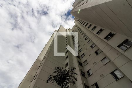 Apartamento à venda com 65m², 3 quartos e 2 vagas Apartamento à venda com 65m², 3 quartos e 2 vagasFachada do bloco