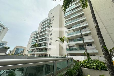 Apartamento à venda com 88m², 2 quartos e 1 vaga Apartamento à venda com 88m², 2 quartos e 1 vagaFachada