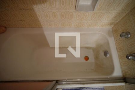 Apartamento à venda com 95m², 3 quartos e sem vagaBanheira