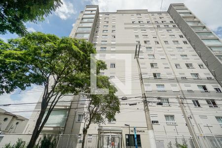 Apartamento à venda com 32m², 2 quartos e sem vaga Apartamento à venda com 32m², 2 quartos e sem vagaFachada