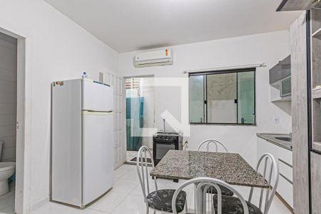 Sala/Cozinha de casa para alugar com 1 quarto, 42m² em Forquilhinhas, São José
