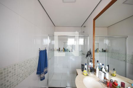 Casa à venda com 330m², 3 quartos e 10 vagas Casa à venda com 330m², 3 quartos e 10 vagasBanheiro Suíte 1