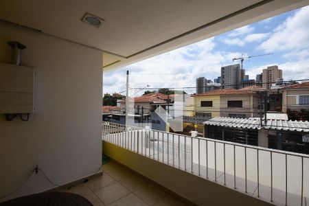 Casa à venda com 330m², 3 quartos e 10 vagas Casa à venda com 330m², 3 quartos e 10 vagasVaranda da Suíte 3