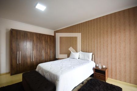 Casa à venda com 330m², 3 quartos e 10 vagas Casa à venda com 330m², 3 quartos e 10 vagasSuíte 2