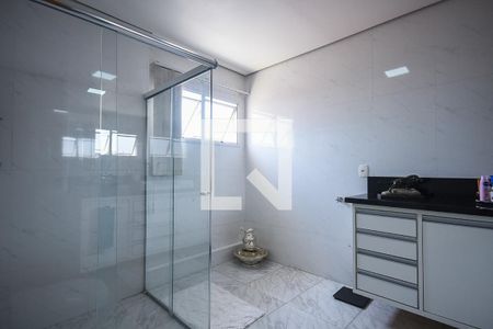 Casa à venda com 330m², 3 quartos e 10 vagas Casa à venda com 330m², 3 quartos e 10 vagasBanheiro Suíte 3