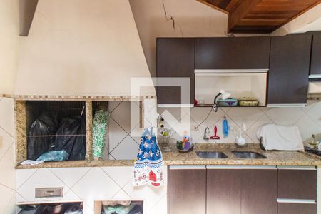 Casa de condomínio à venda com 212m², 3 quartos e 2 vagasGaragem