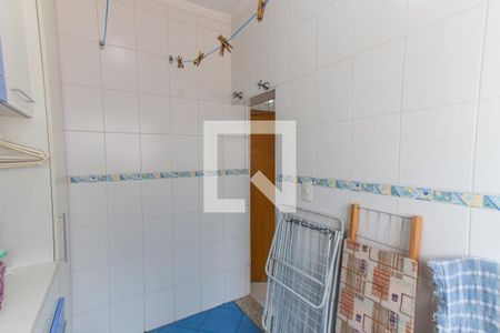 Casa de condomínio à venda com 212m², 3 quartos e 2 vagasÁrea de Serviço