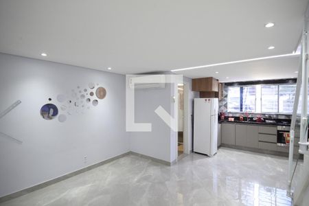 Casa à venda com 195m², 4 quartos e 5 vagasStudio