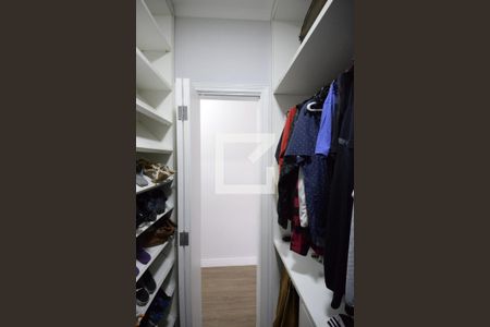 Casa à venda com 195m², 4 quartos e 5 vagasSuíte 3